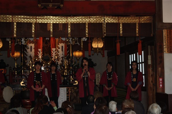 自己紹介や曲の説明