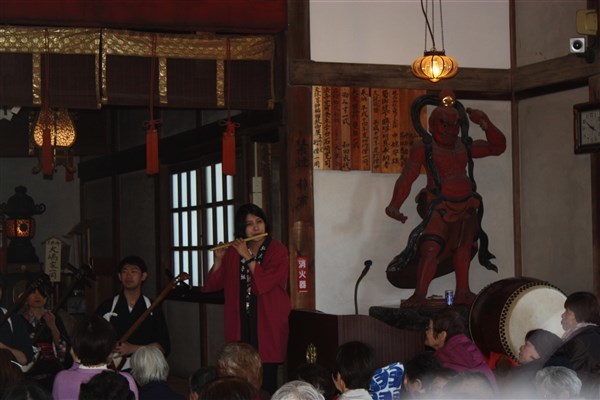 三味線とお囃子の合奏